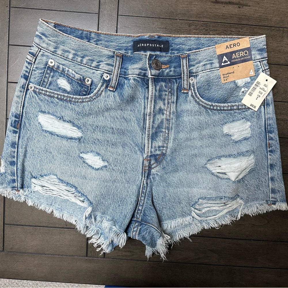 Aeropostale size 4 high rise boyfriend short